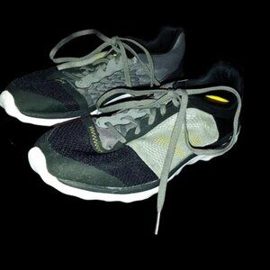 New Balance WW895BK Women's Sneakers Shoes Size 9 – Excellent Condition